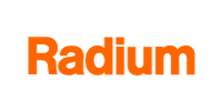 Radium-Logo für E-Mobilität auf weißem Hintergrund.